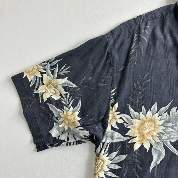 Tommy Bahama Hawaiian Camp Shirt Men Large Silk Tropical Black Floral Button Up‎ - Picture 3 of 8